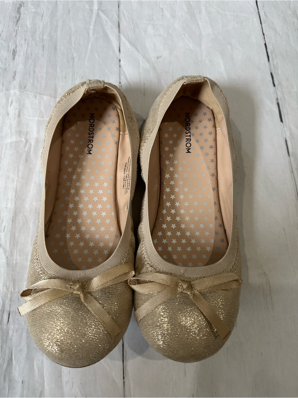 Nordstrom Champagne Gold  Ballet Flats with Bow size kids 4